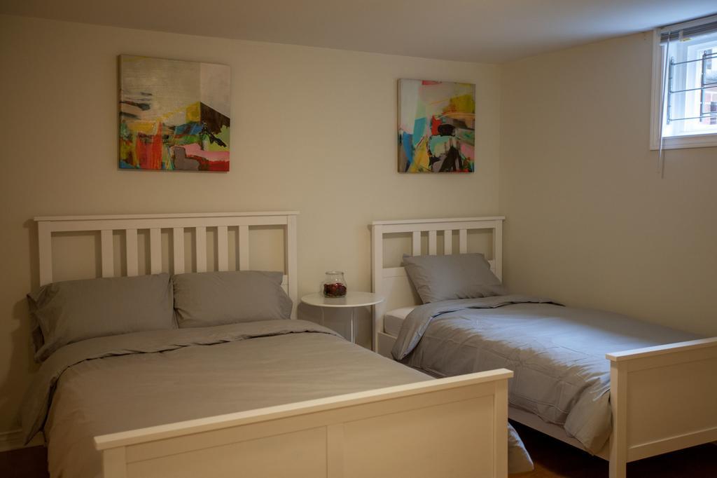 多伦多邓肯公园民宿 Toronto Duncan Park Guesthouse المظهر الخارجي الصورة