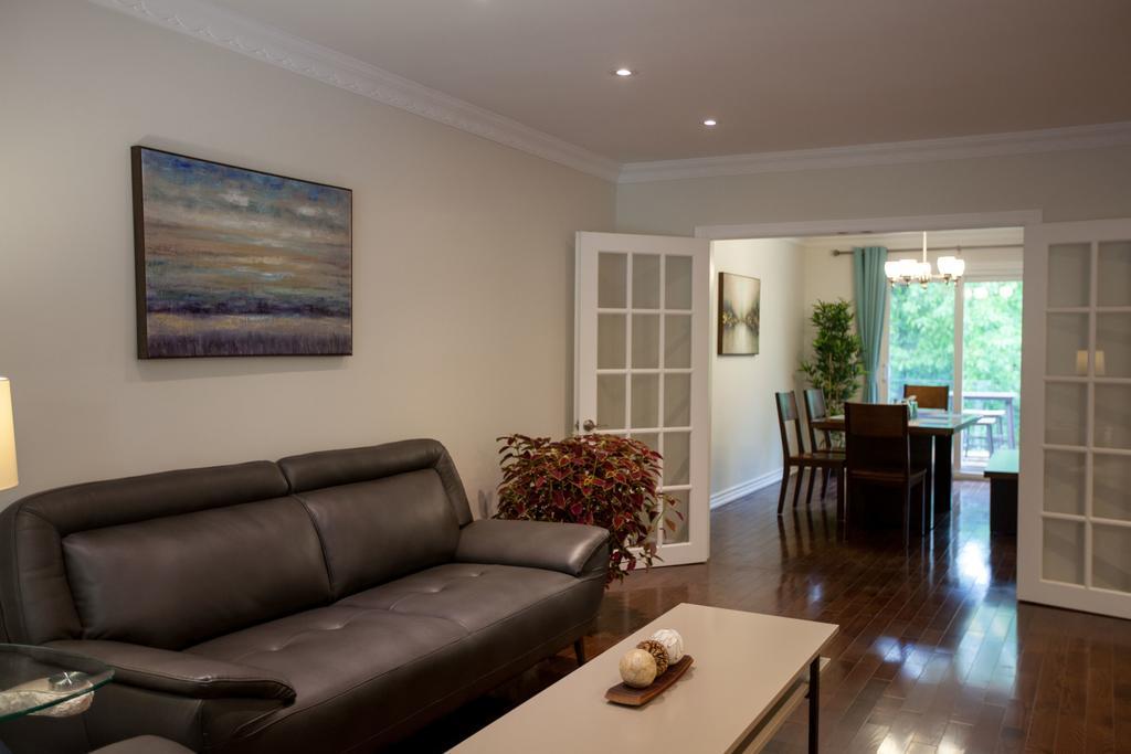 多伦多邓肯公园民宿 Toronto Duncan Park Guesthouse المظهر الخارجي الصورة